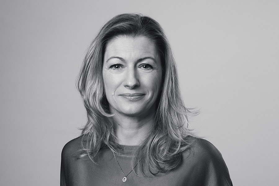 Portrait von Izabela Möller, Supervisorin für soziale Einrichtungen